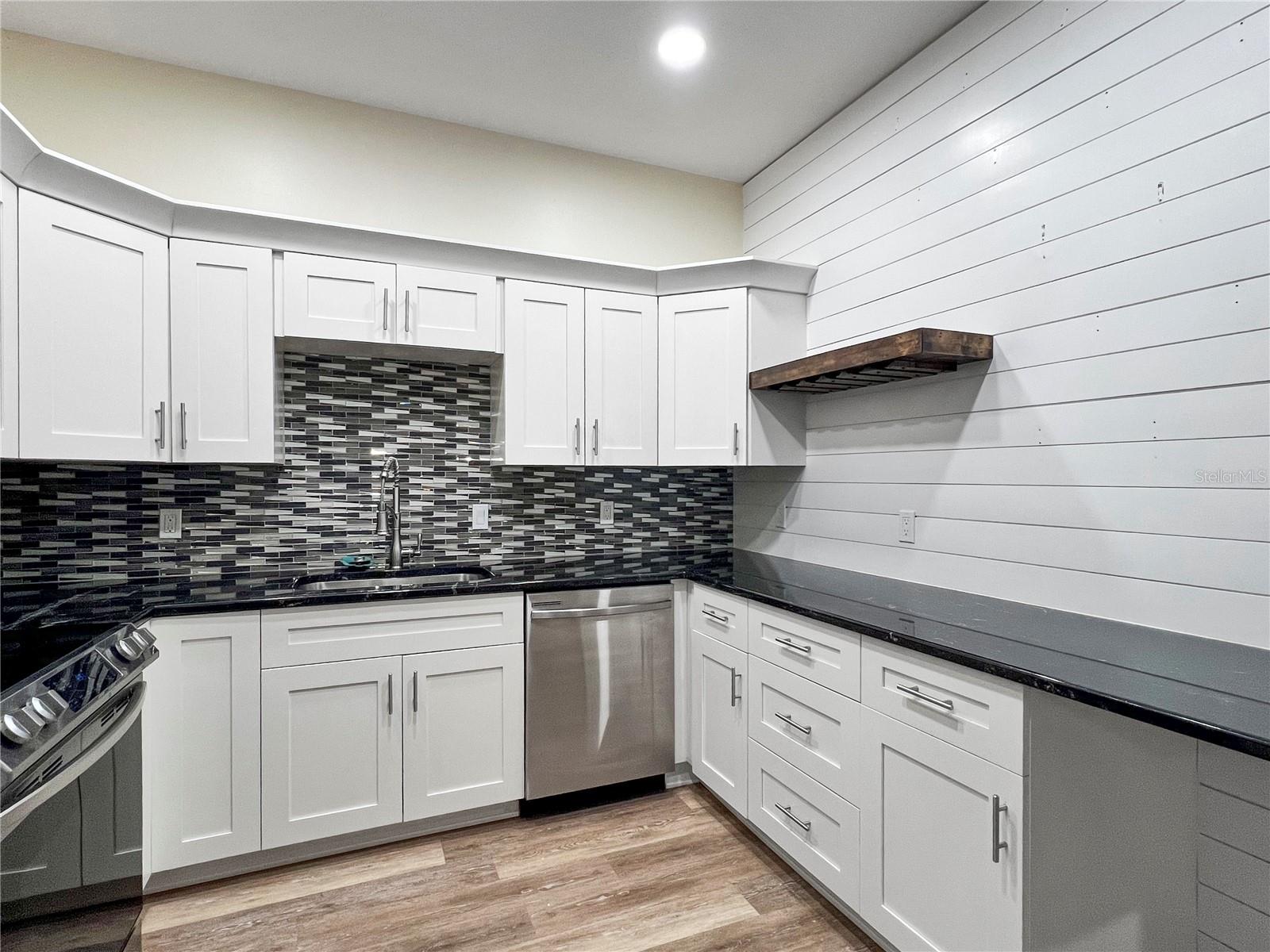 SUMMERFIELD HOLLOW - Residential Lease