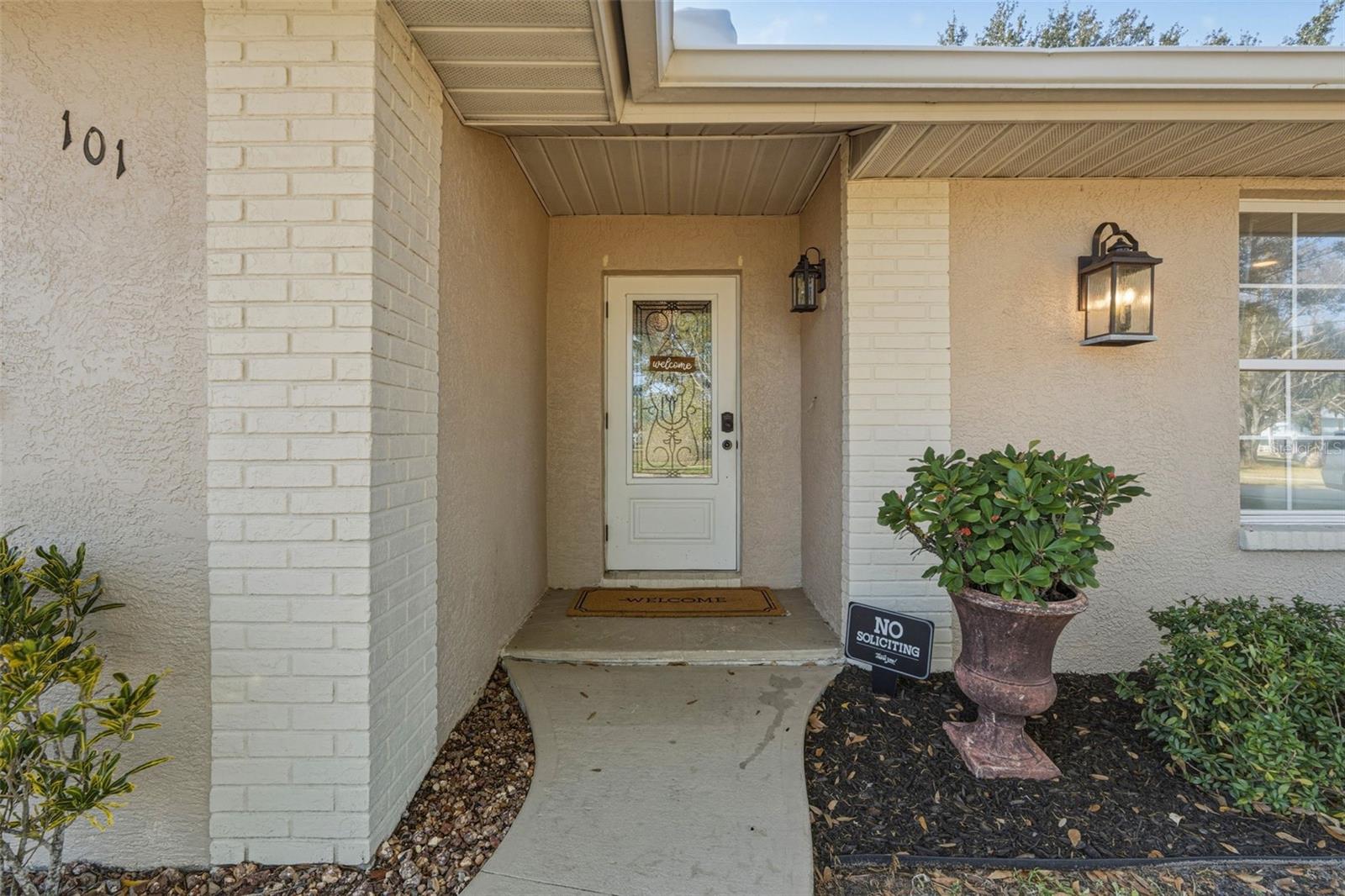 CHARLOTTE PARK - Residential