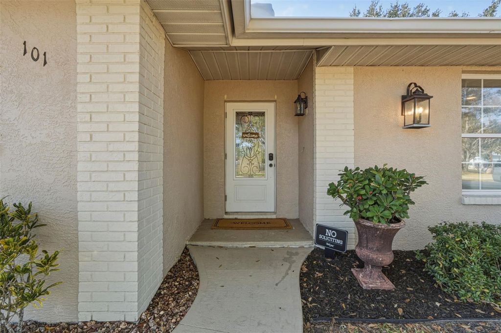 Photo of 101 Marlin Drive, Punta Gorda, FL 33950 (MLS # C7522553)