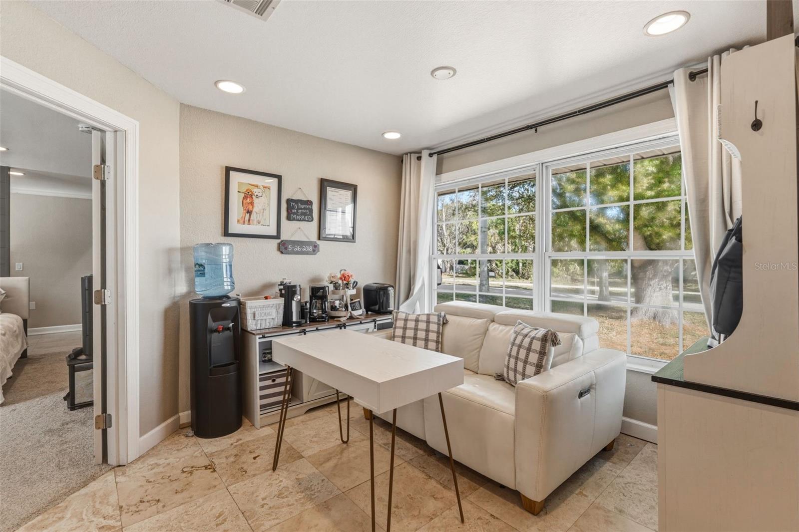 CHARLOTTE PARK - Residential