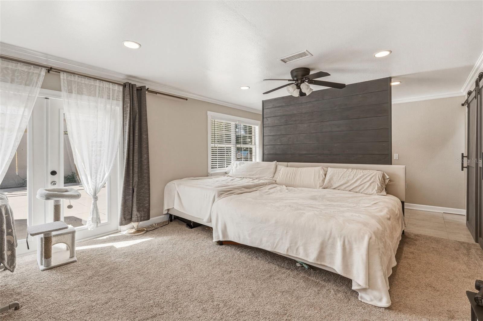 CHARLOTTE PARK - Residential