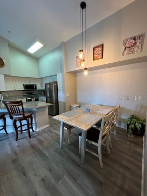 BELLA VILLINO VI - Residential Lease