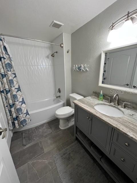 BELLA VILLINO VI - Residential Lease