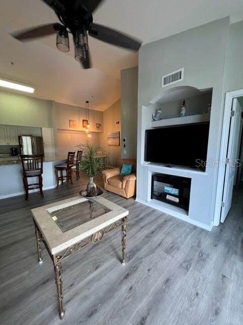 BELLA VILLINO VI - Residential Lease
