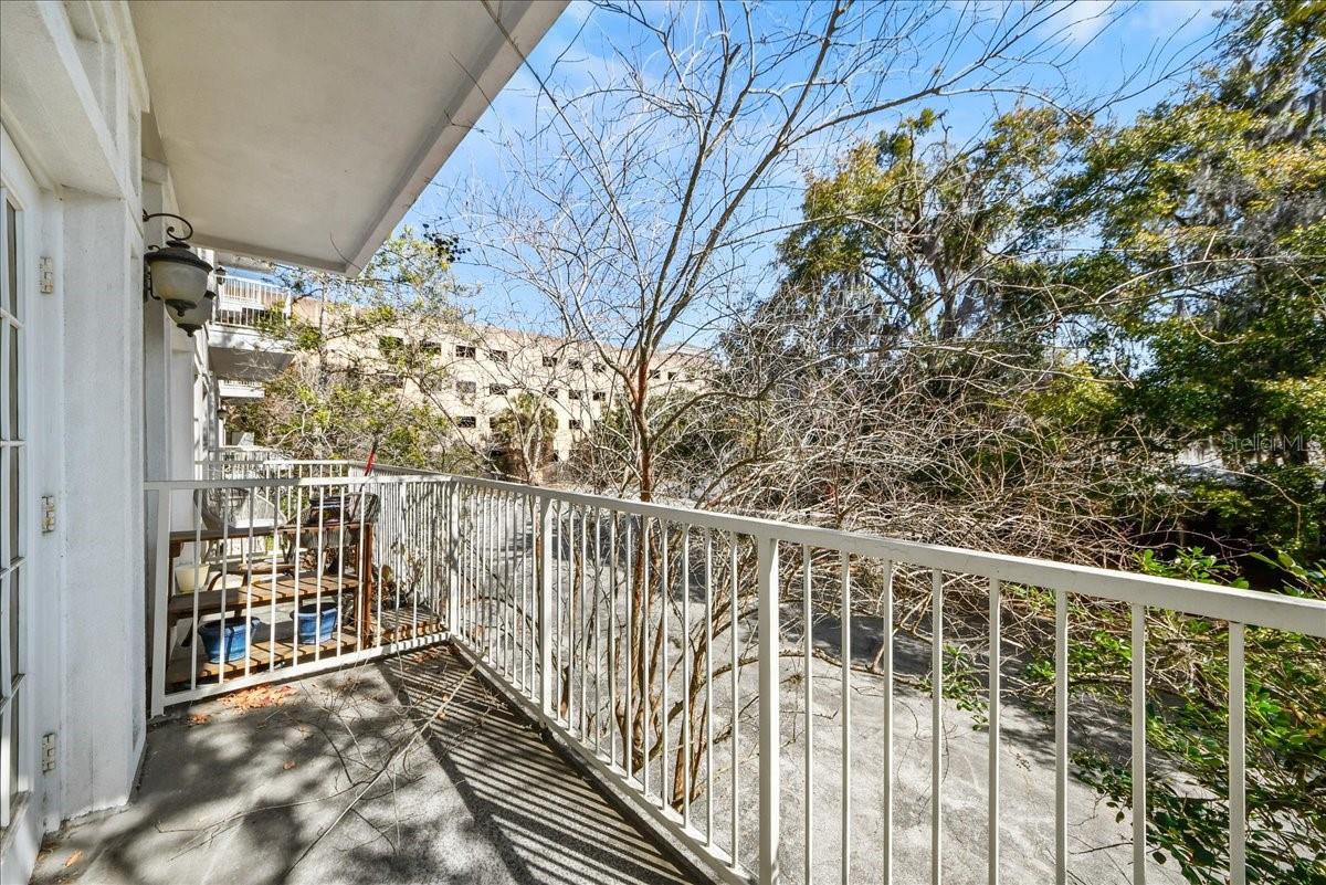 THE PALMS CONDO - Residential