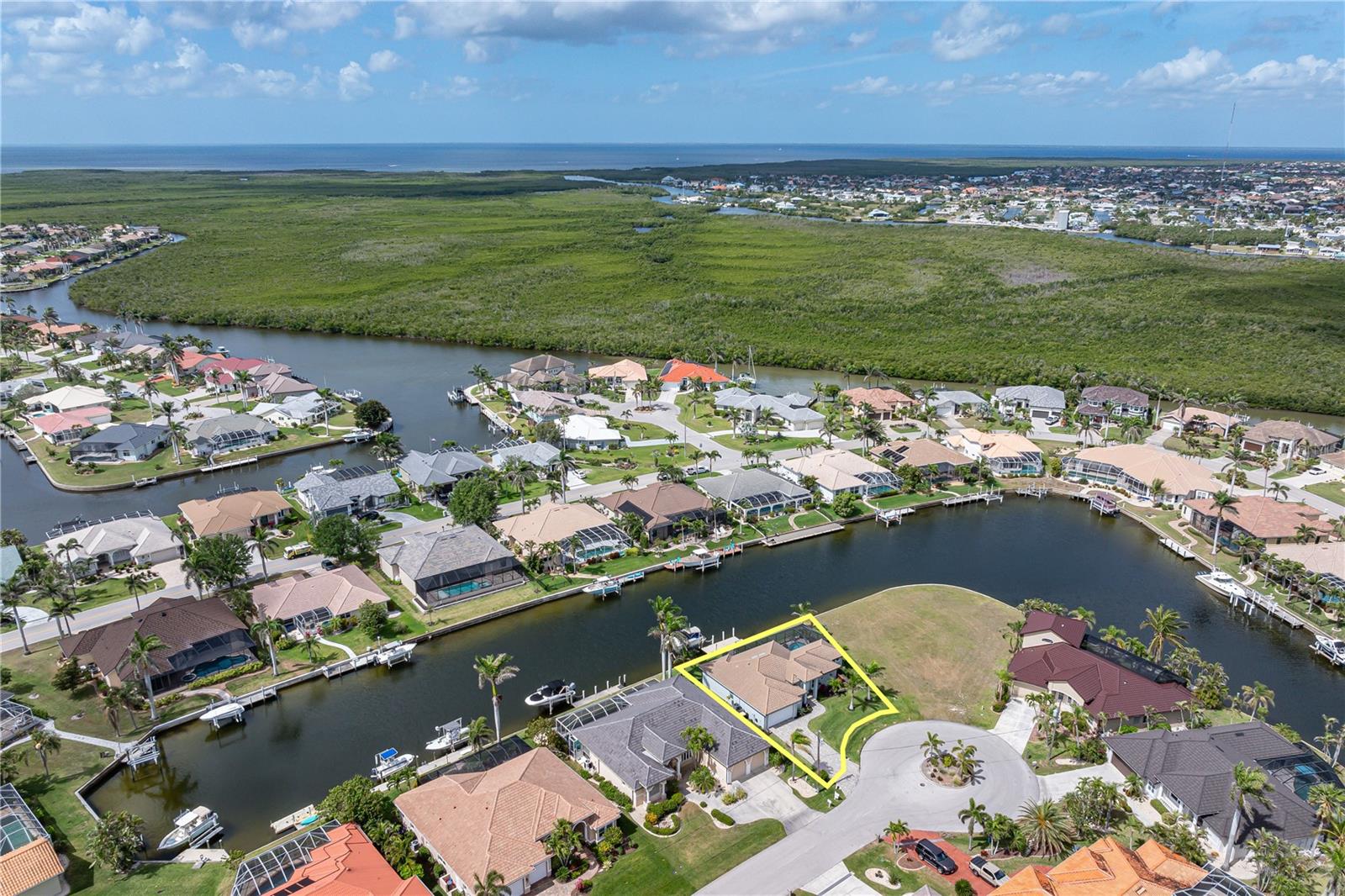 PUNTA GORDA ISLES SEC 15 - Residential