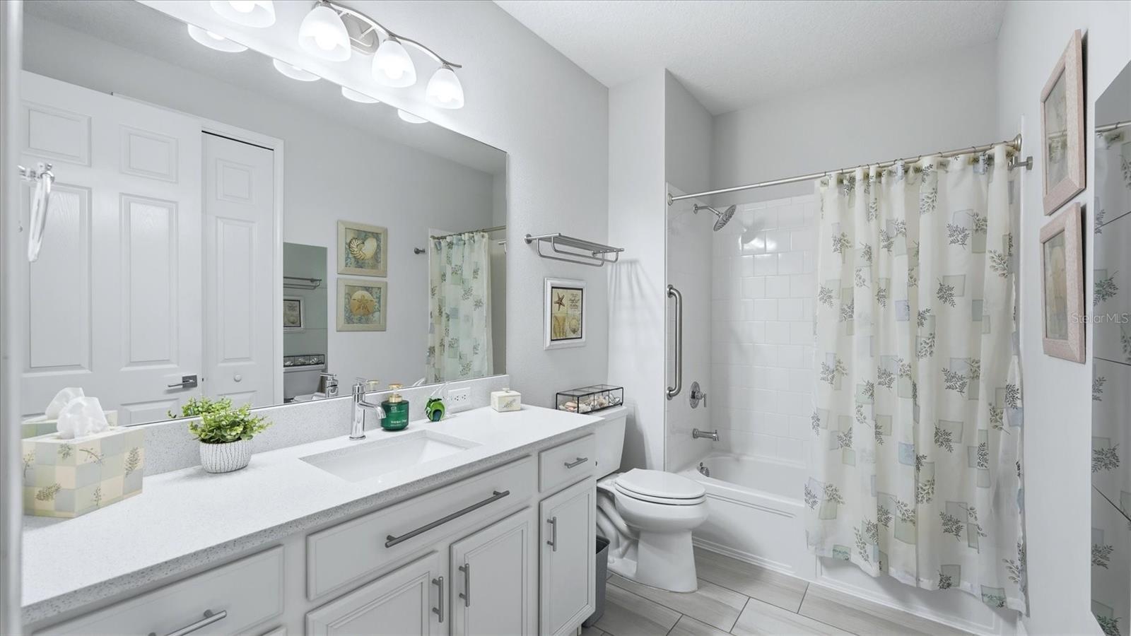 CROSSCREEK PH I SUBPH B & C - Residential