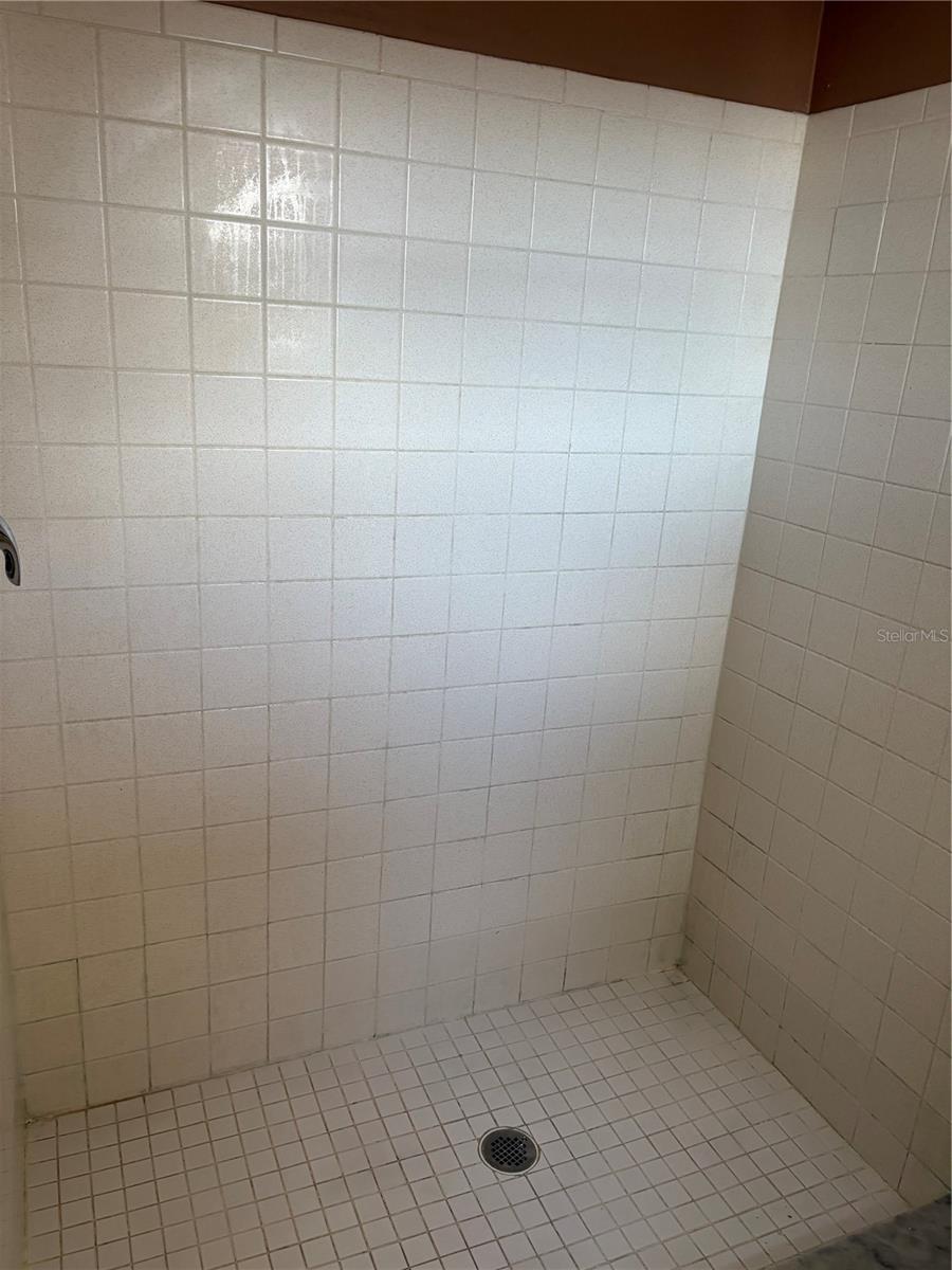 HOLIDAY LAKE ESTATES - Residential