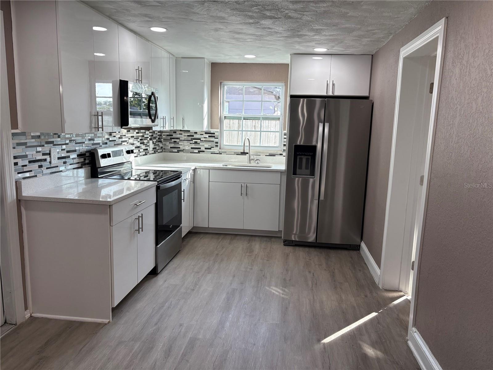 HOLIDAY LAKE ESTATES - Residential