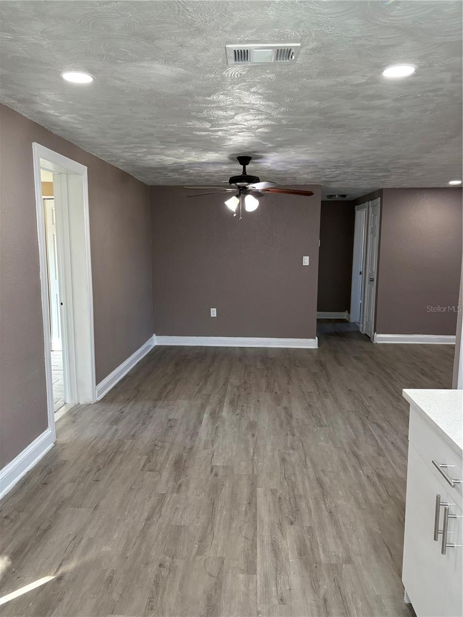 HOLIDAY LAKE ESTATES - Residential