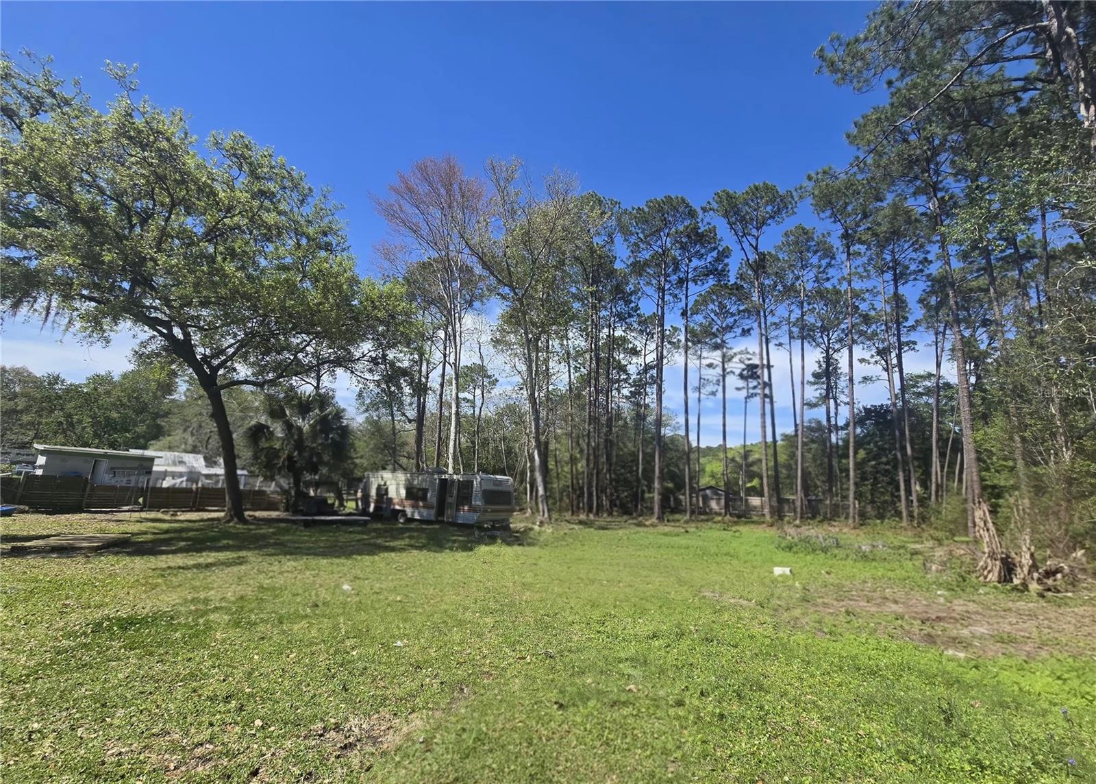 SOUTHSIDE ESTATES - Residential