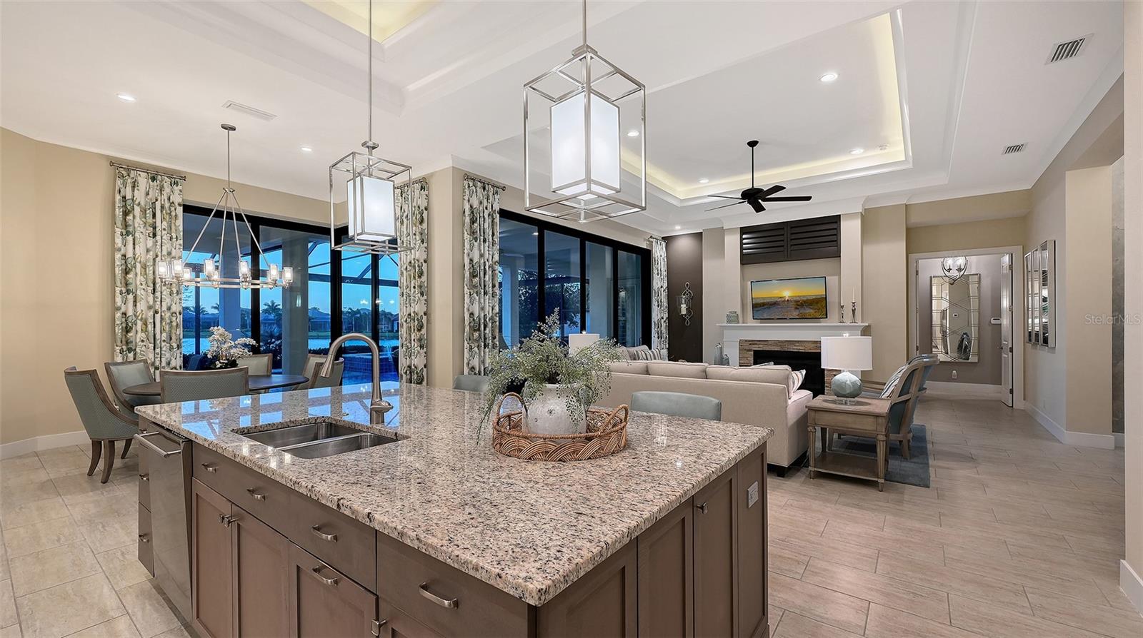 COUNTRY CLUB EAST AT LAKEWD RNCH YY1-4 - Residential