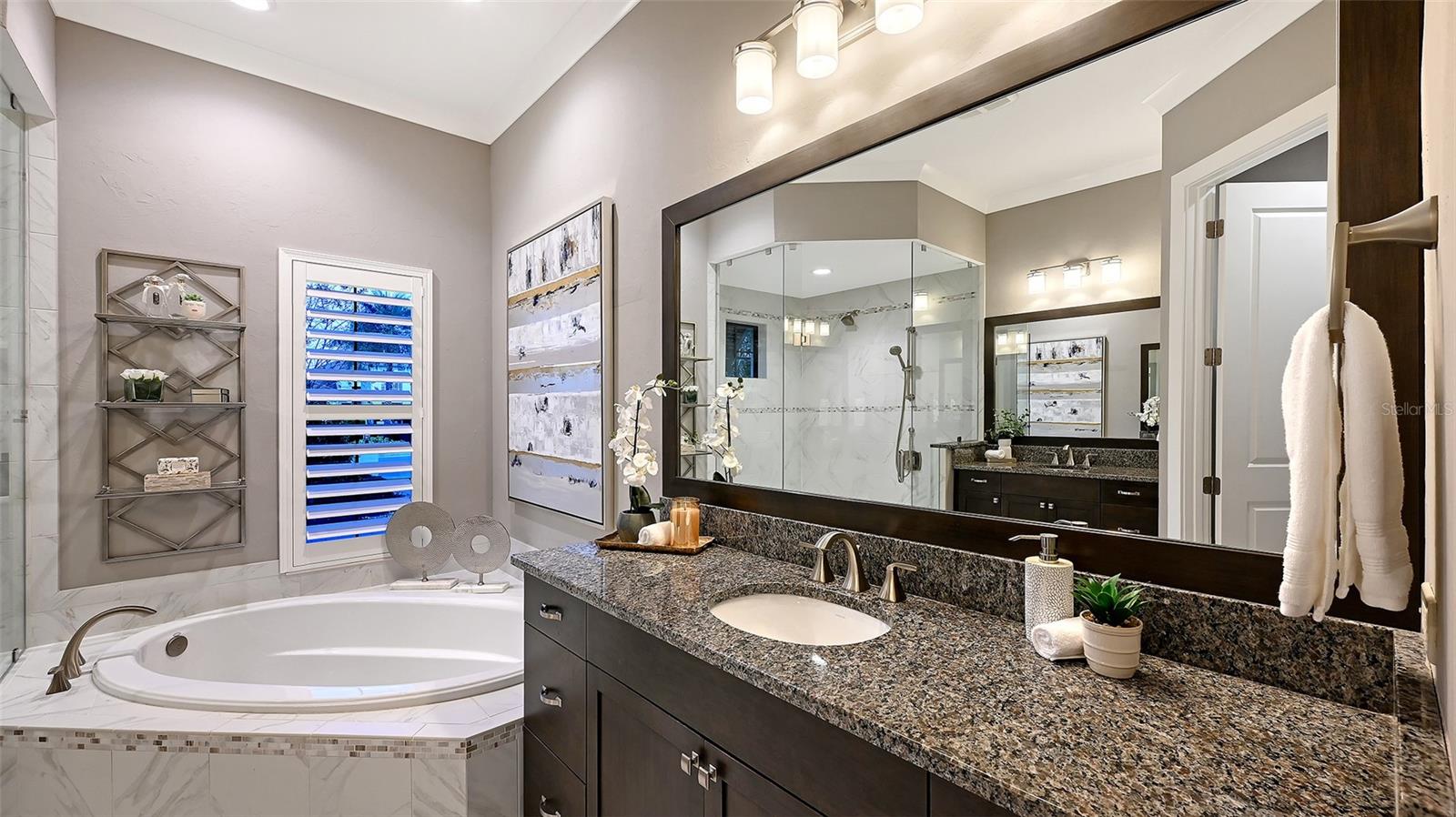 COUNTRY CLUB EAST AT LAKEWD RNCH YY1-4 - Residential