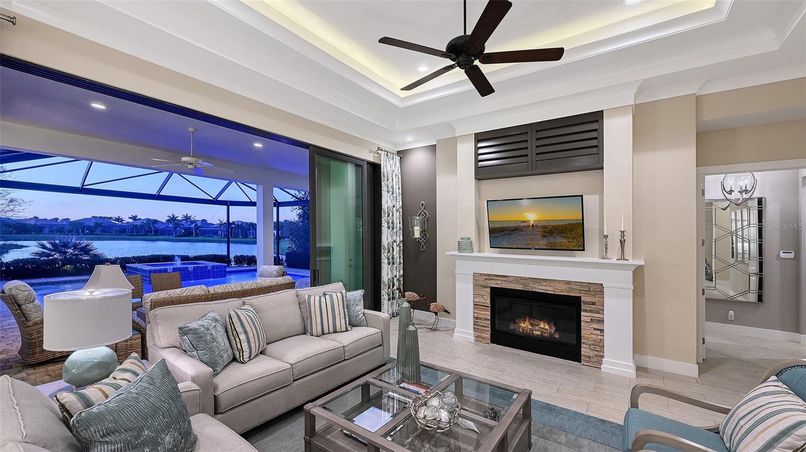 COUNTRY CLUB EAST AT LAKEWD RNCH YY1-4 - Residential