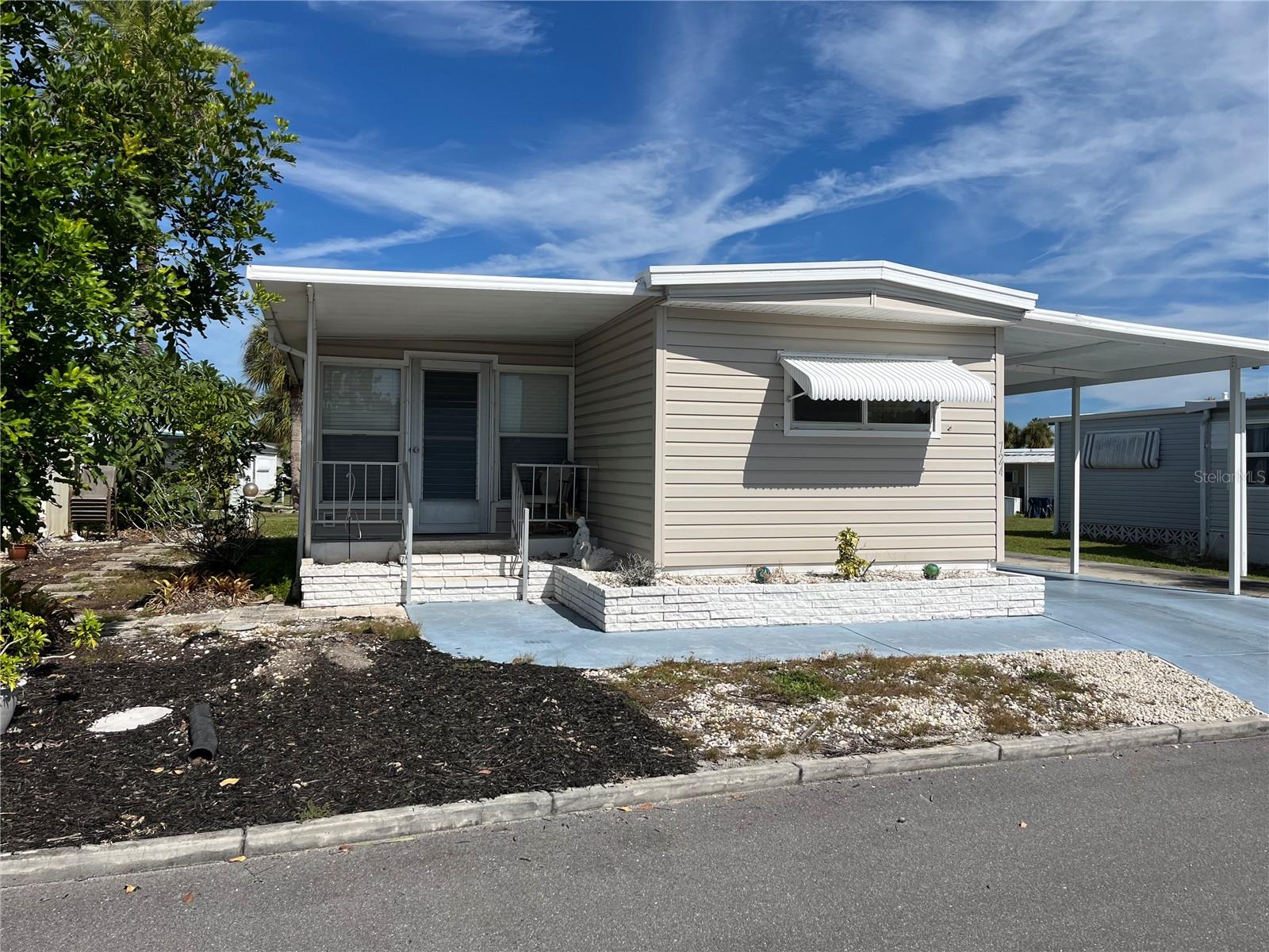 724 LOCARNO DRIVE, VENICE, FL, 34285 1 724 LOCARNO DRIVE