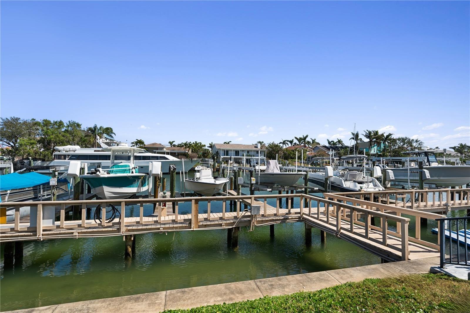 BAYWAY CONDO PH ONE - Residential