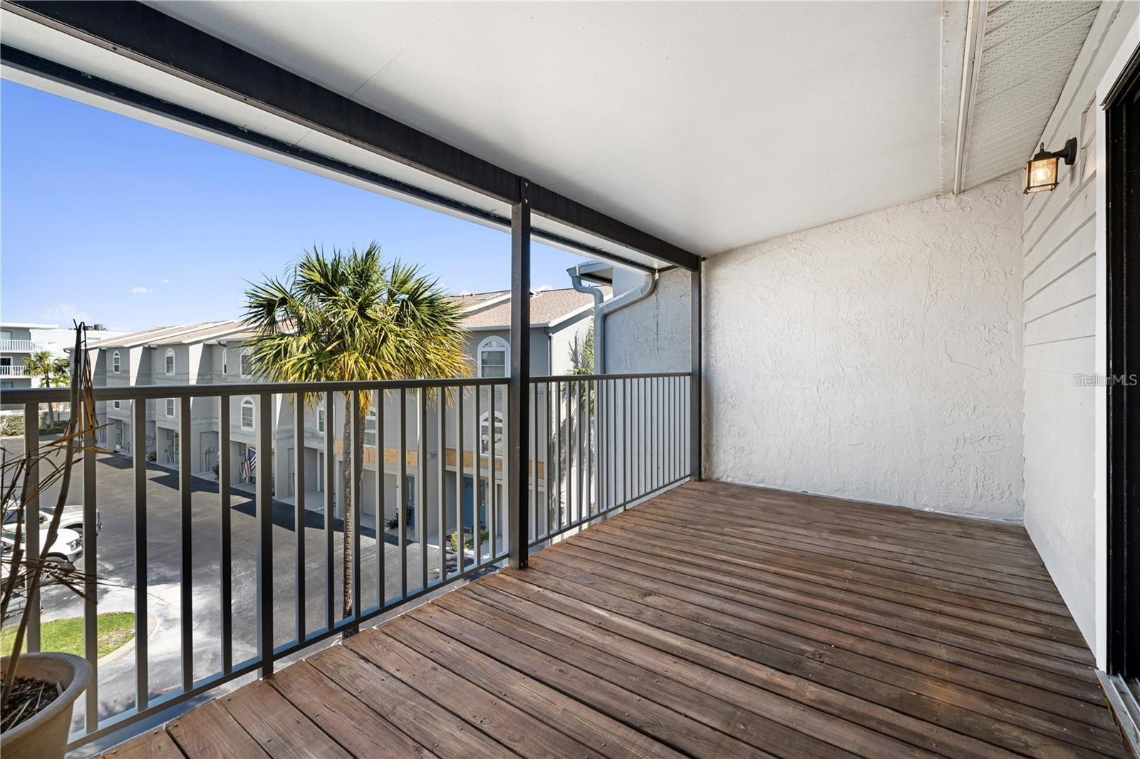 BAYWAY CONDO PH ONE - Residential