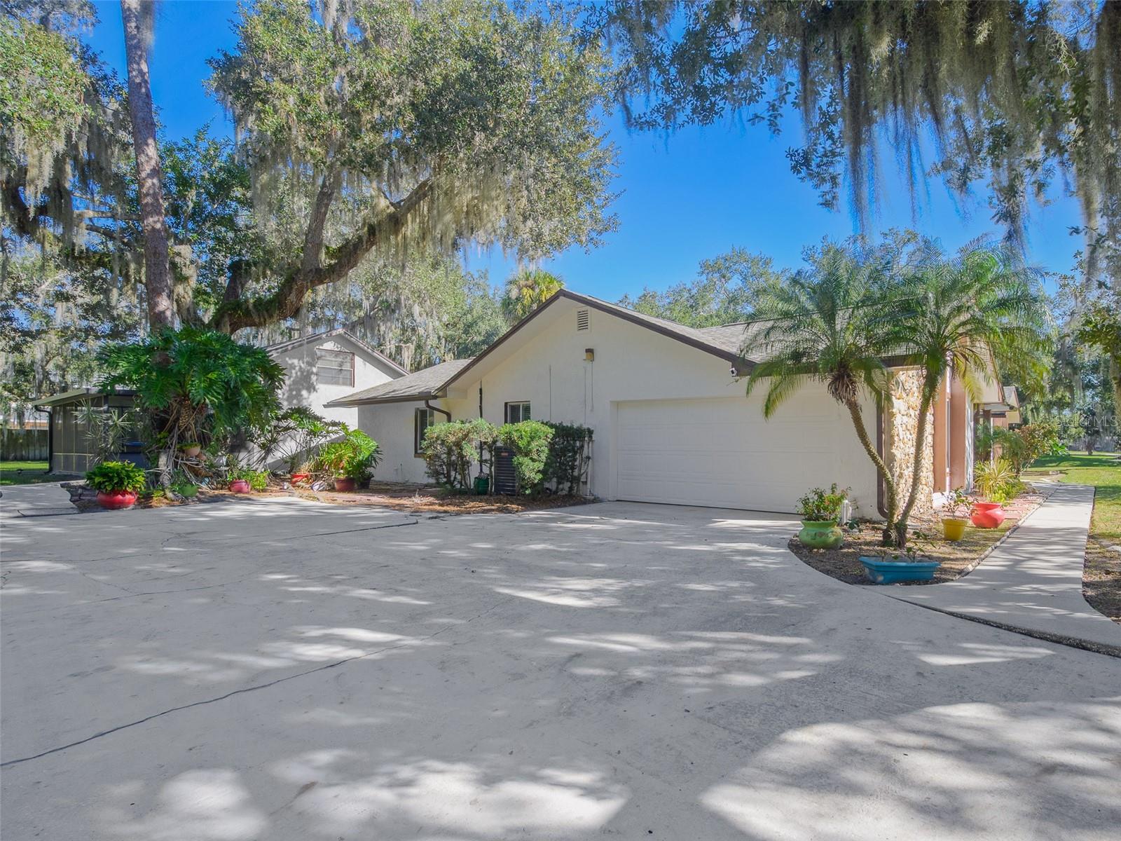 HARBOUR OAKS SUB - Residential