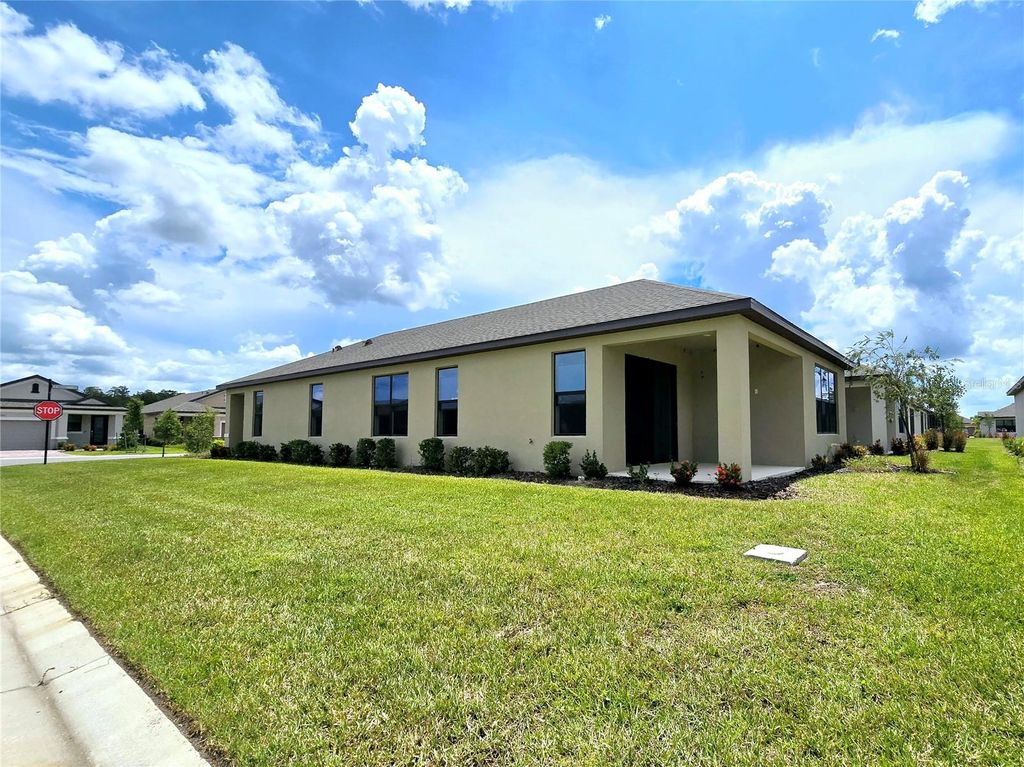 Photo of 1001 Umbria Drive, Kissimmee, FL 34759 (MLS # O6372622)