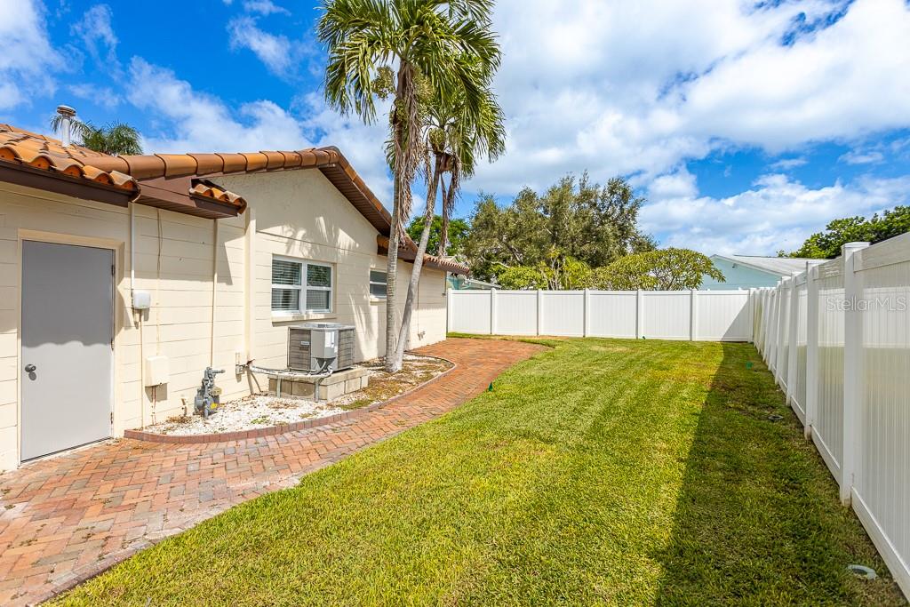 SOUTH CSWY ISLE YACHT CLUB 4TH ADD - Residential