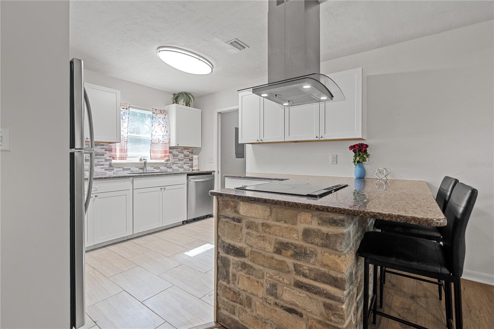 LINCOLN ESTATES 3RD ADD - Residential