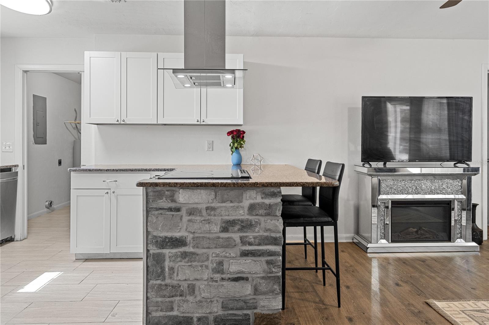 LINCOLN ESTATES 3RD ADD - Residential