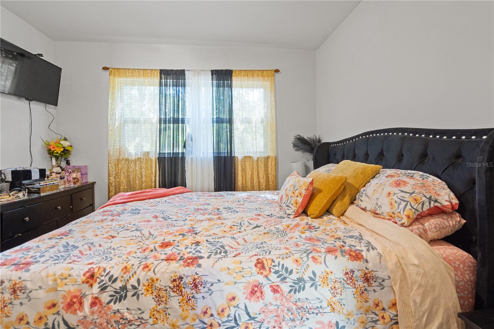 LINCOLN ESTATES 3RD ADD - Residential