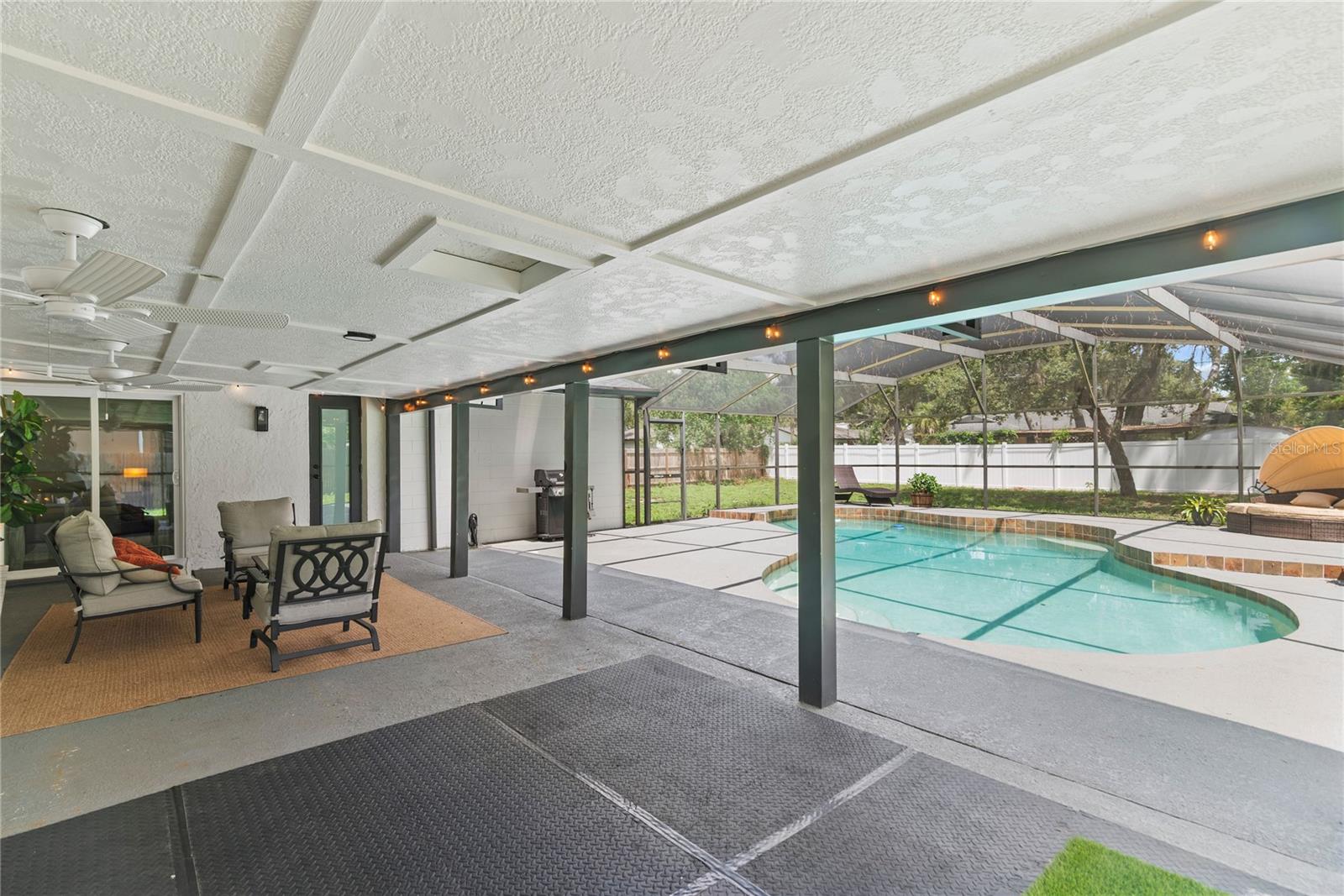 APPLE VALLEY UNIT 3 - Residential