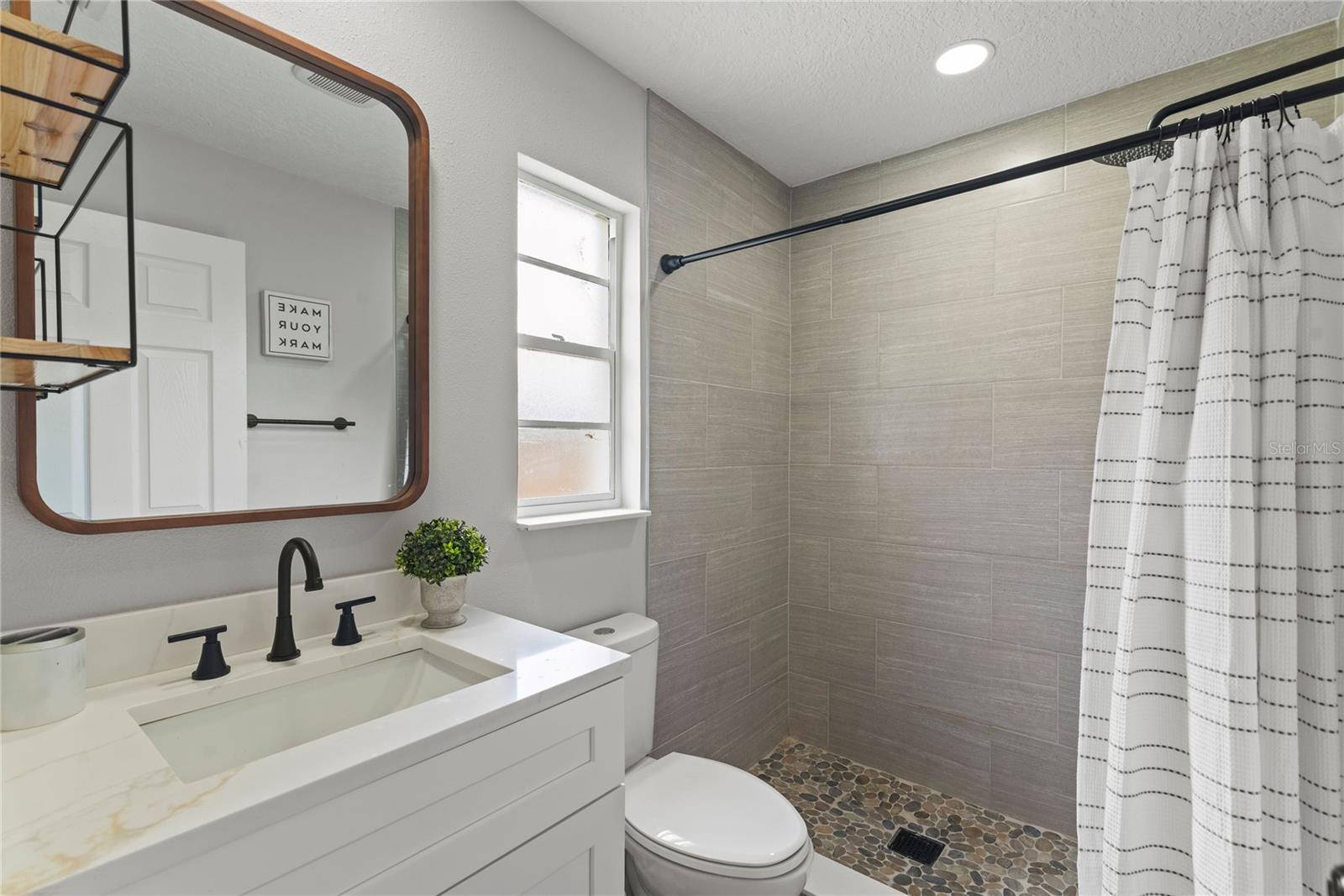 APPLE VALLEY UNIT 3 - Residential