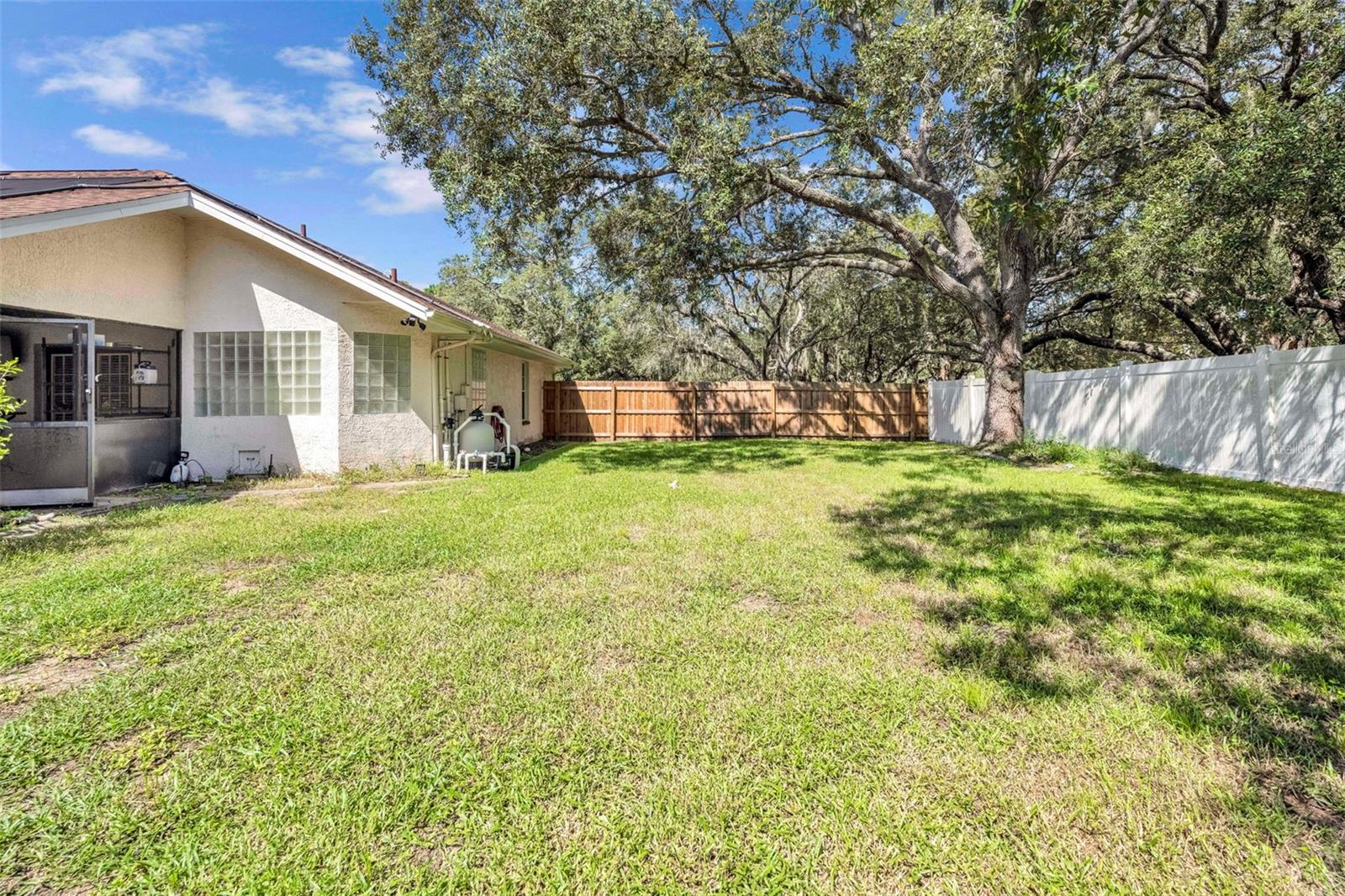 ROLLING OAKS ESTATES - Residential