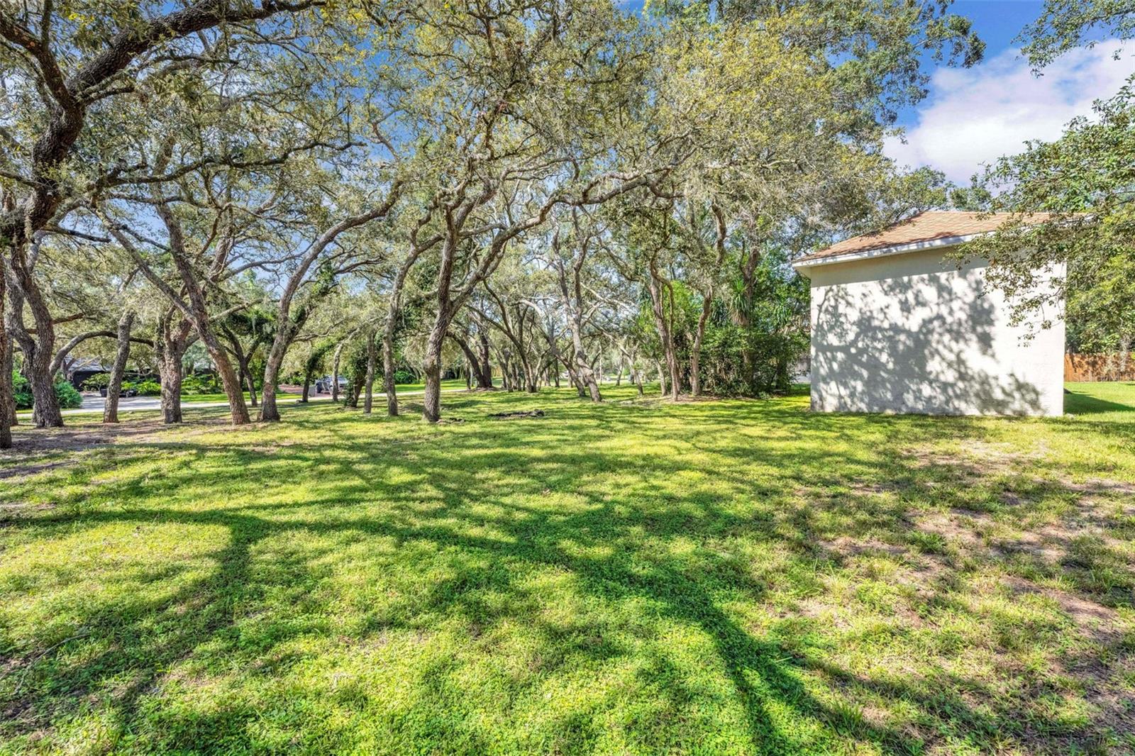 ROLLING OAKS ESTATES - Residential