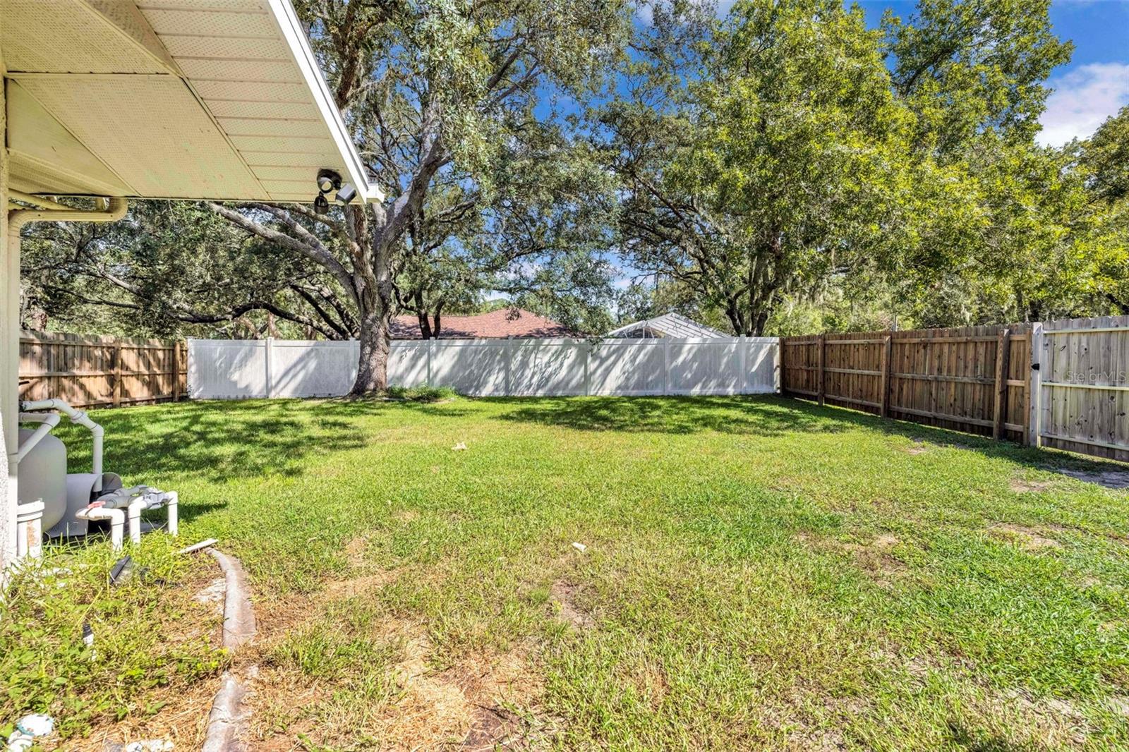 ROLLING OAKS ESTATES - Residential