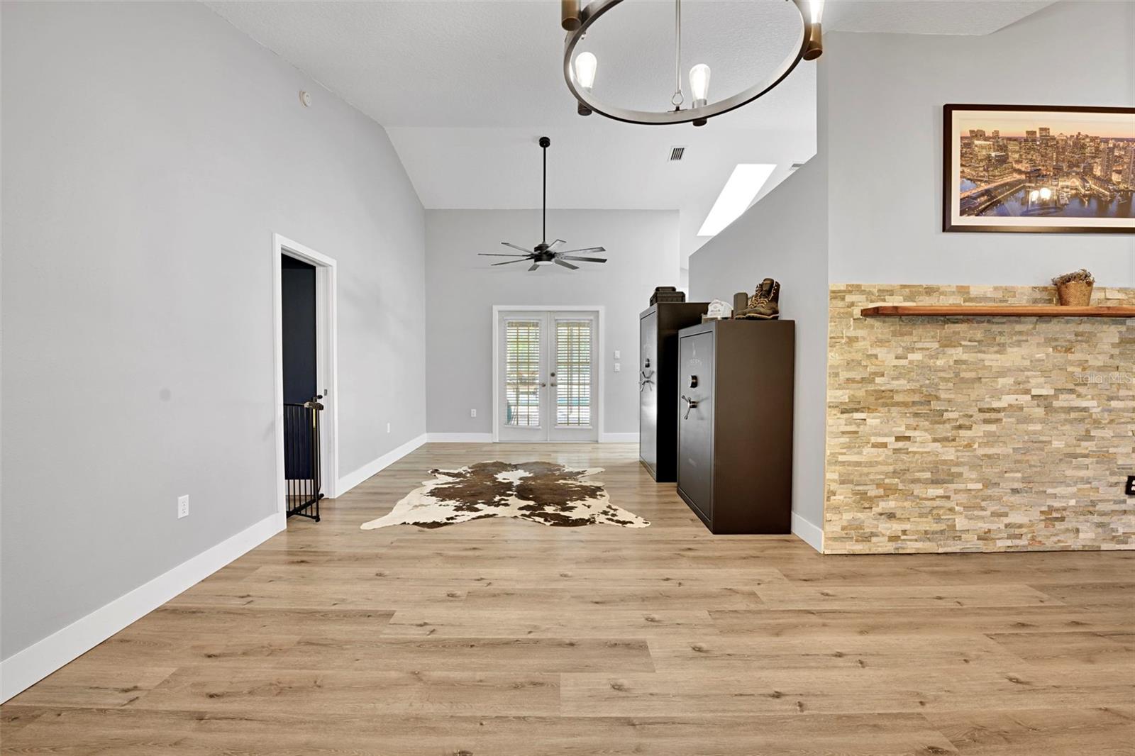 ROLLING OAKS ESTATES - Residential