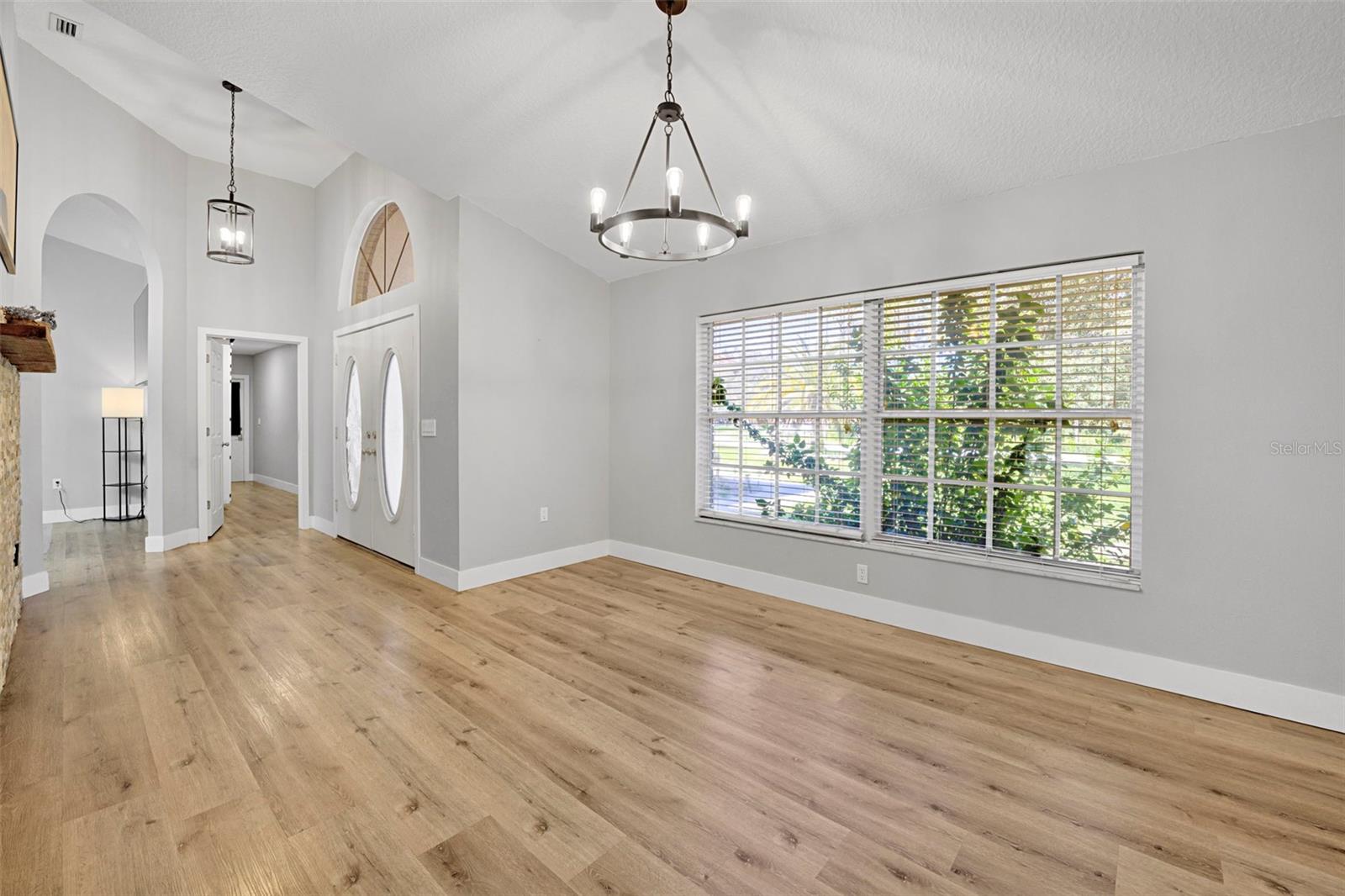 ROLLING OAKS ESTATES - Residential