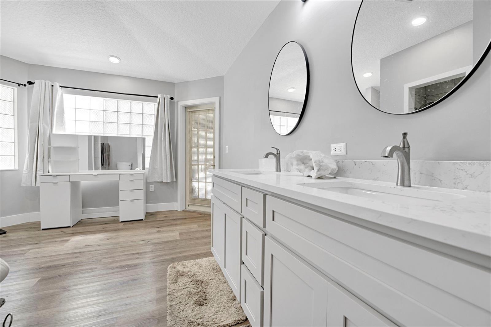 ROLLING OAKS ESTATES - Residential