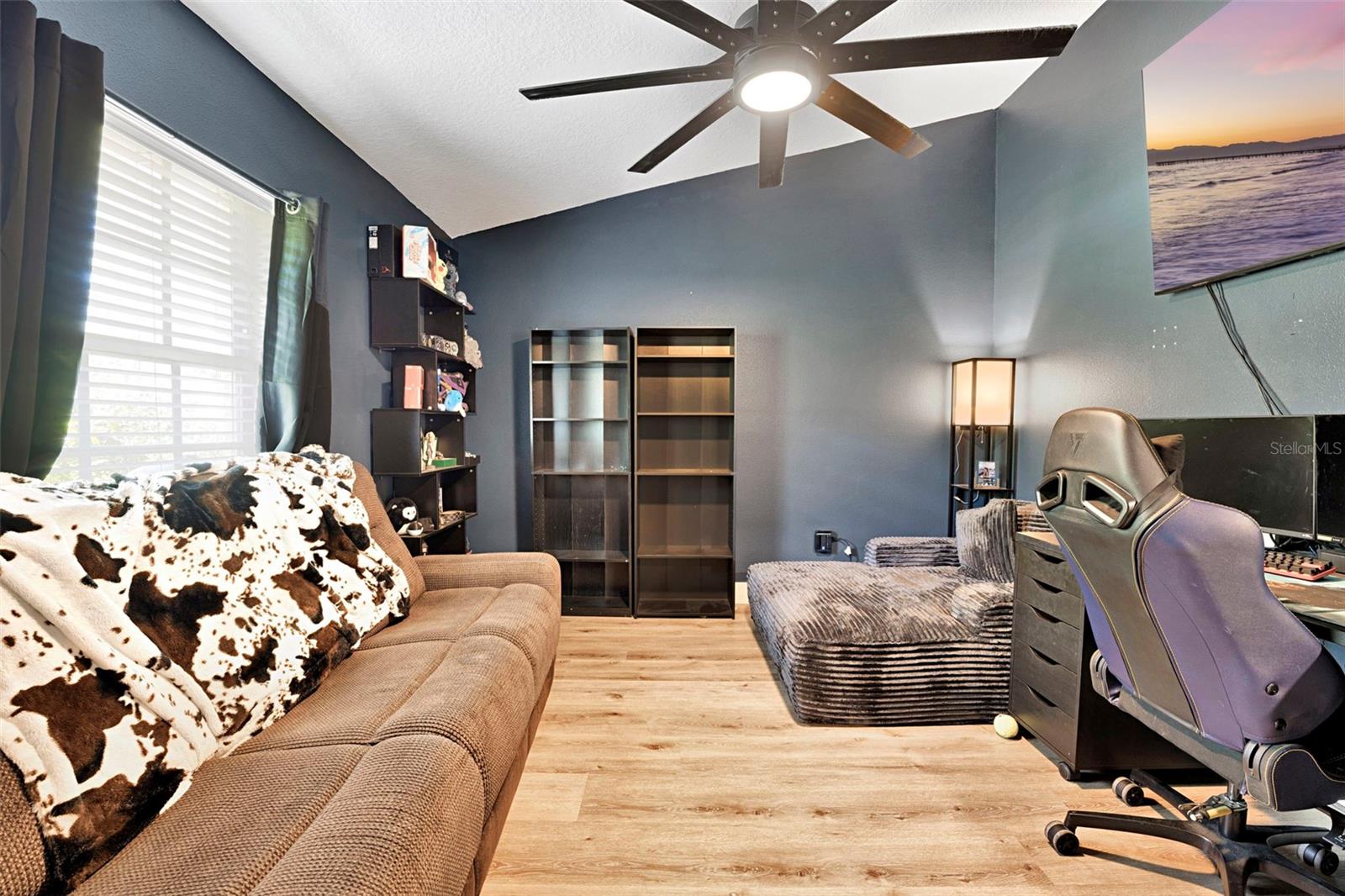 ROLLING OAKS ESTATES - Residential