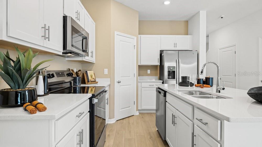 TOWNS AT TIBURON - Residential