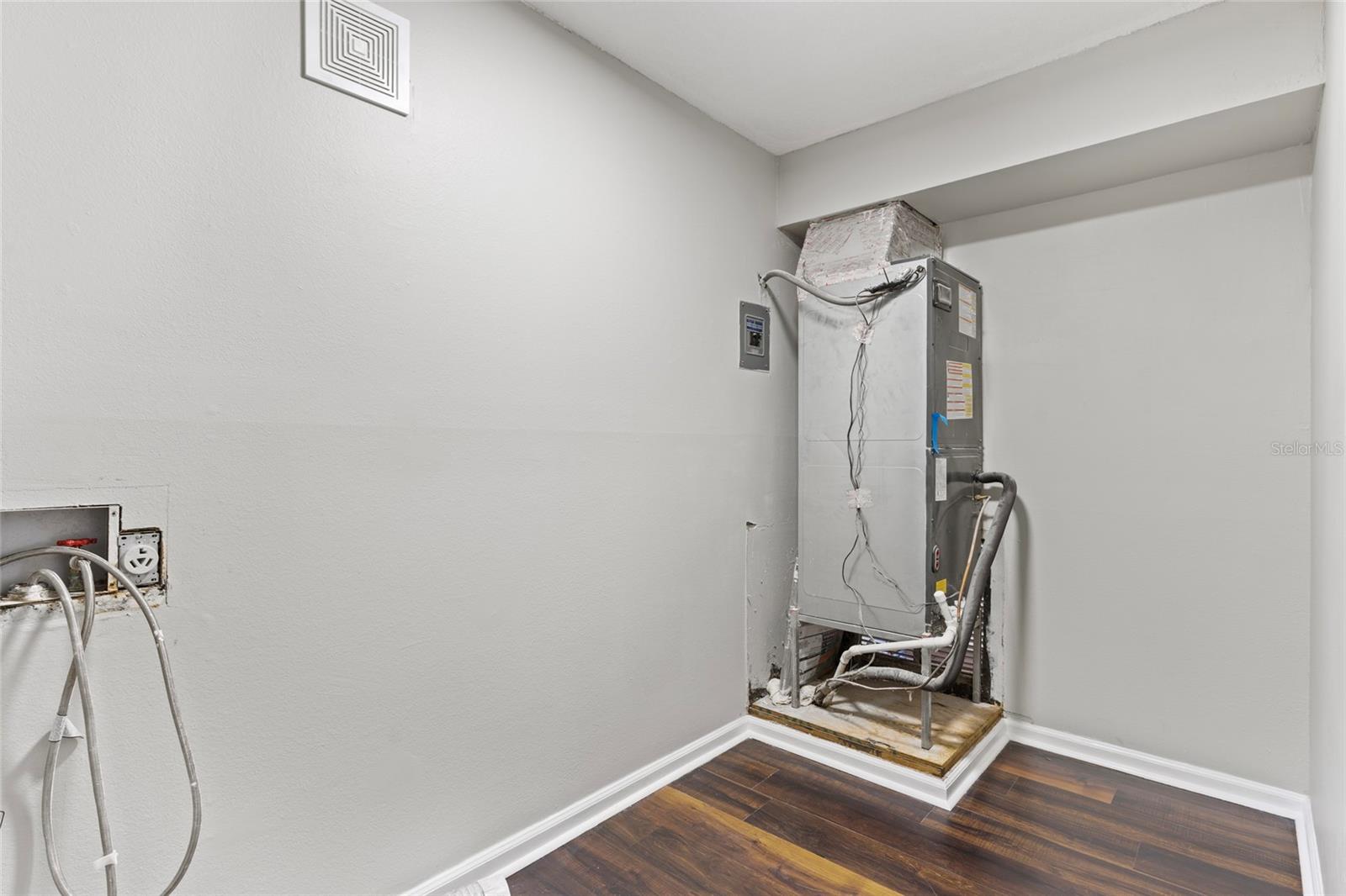 SHEFFIELD SUB - Residential