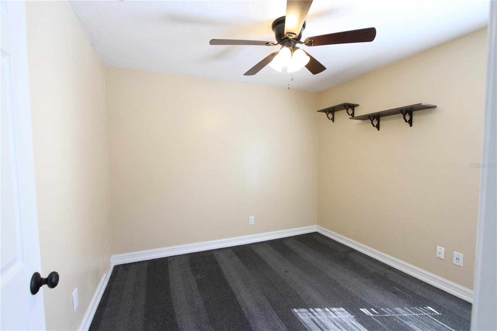 TURTLE LAKES - Residential