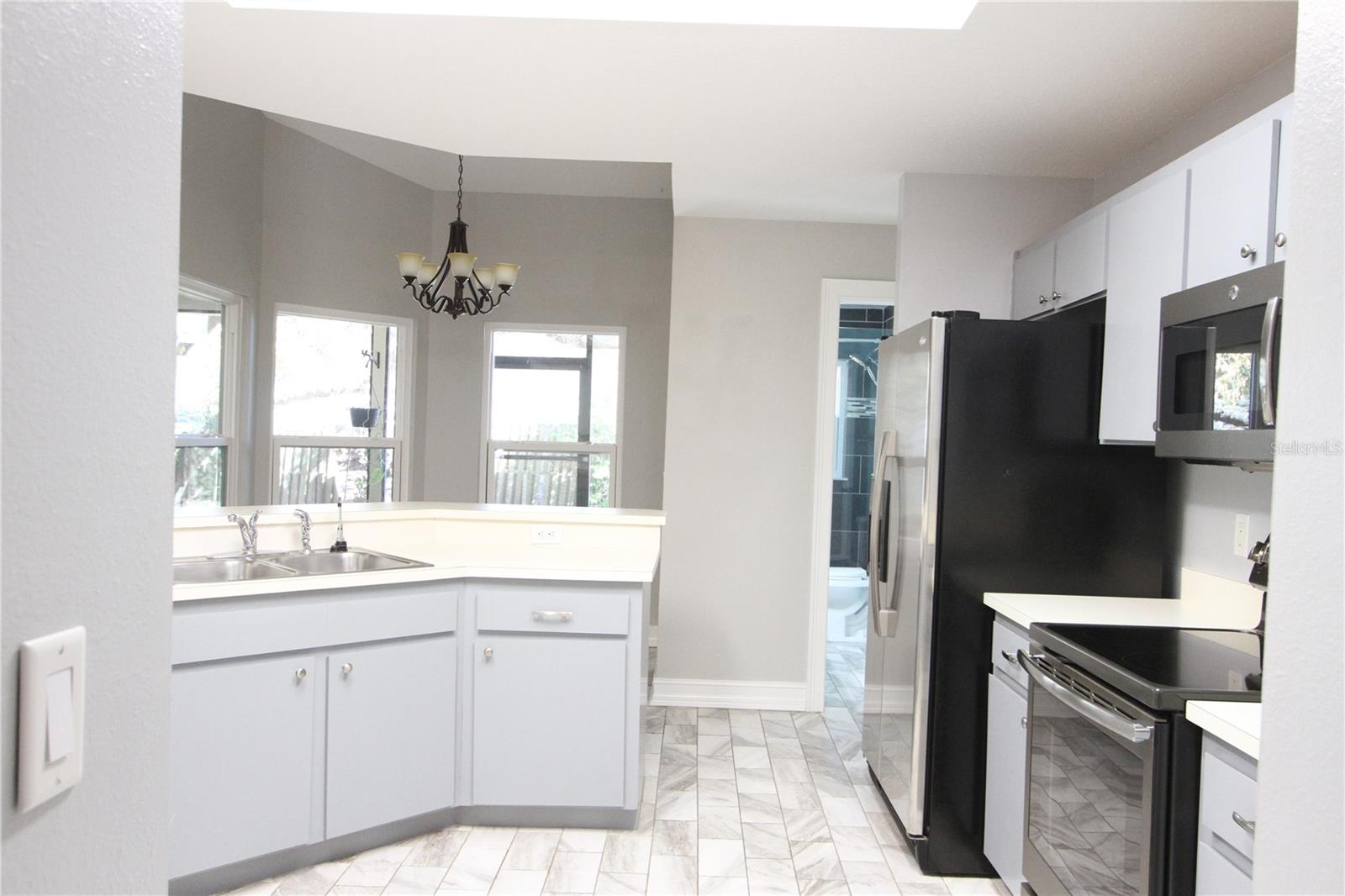 TURTLE LAKES - Residential