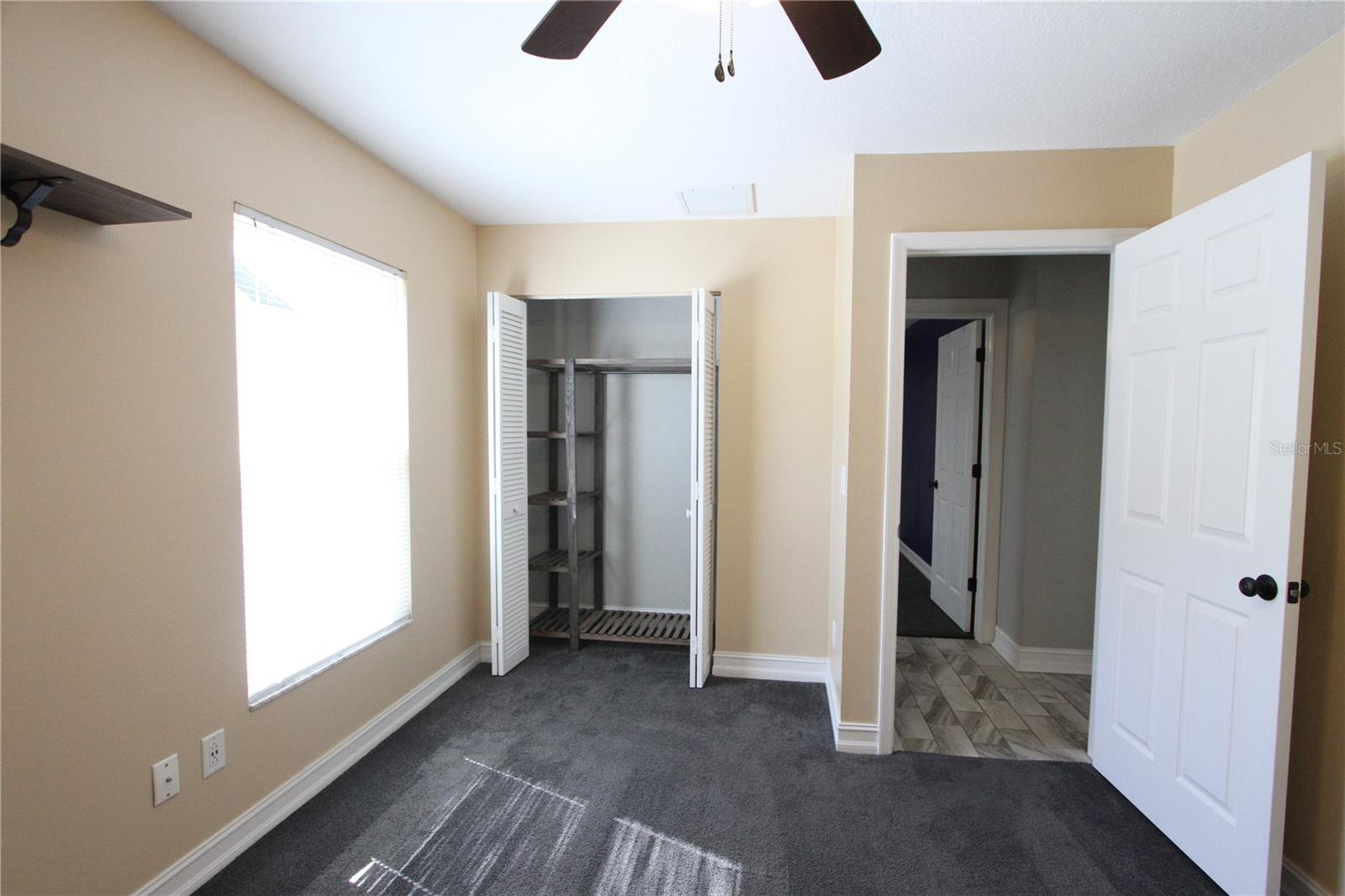 TURTLE LAKES - Residential