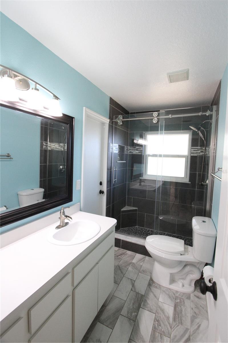 TURTLE LAKES - Residential