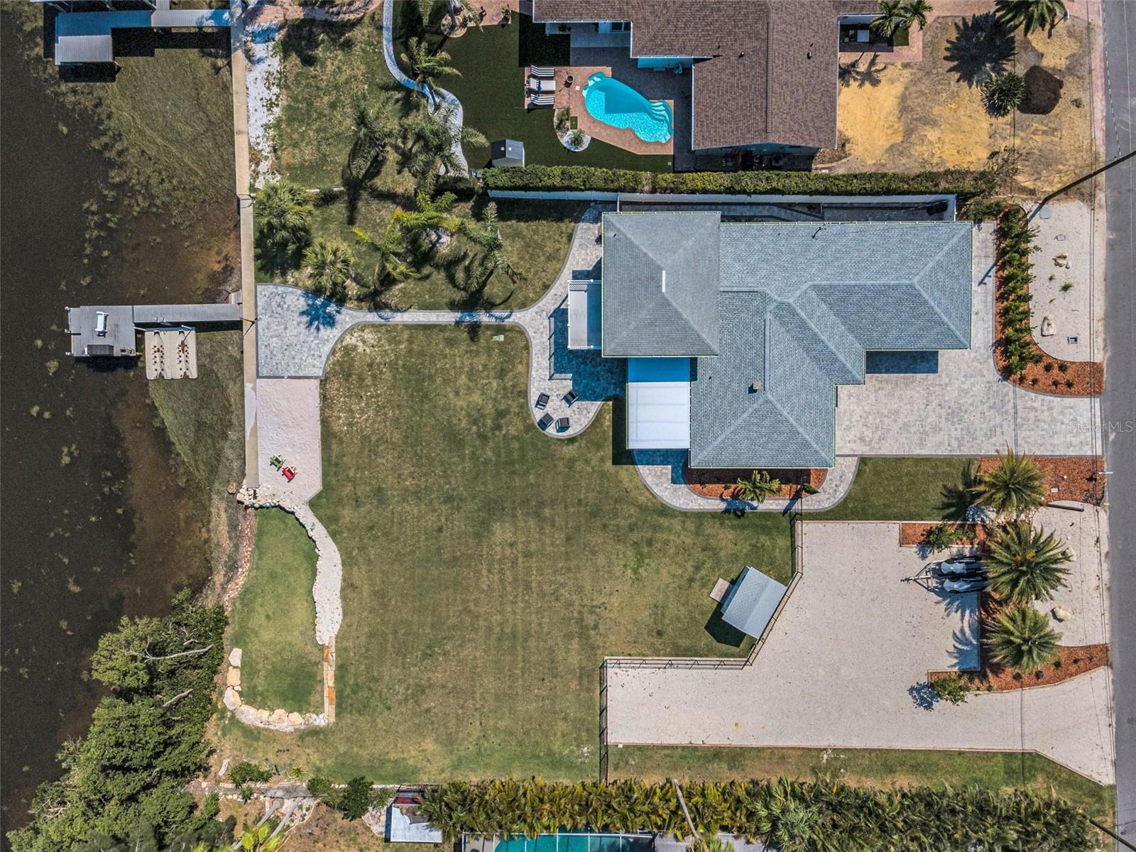 SEA BREEZE ISLAND - Residential