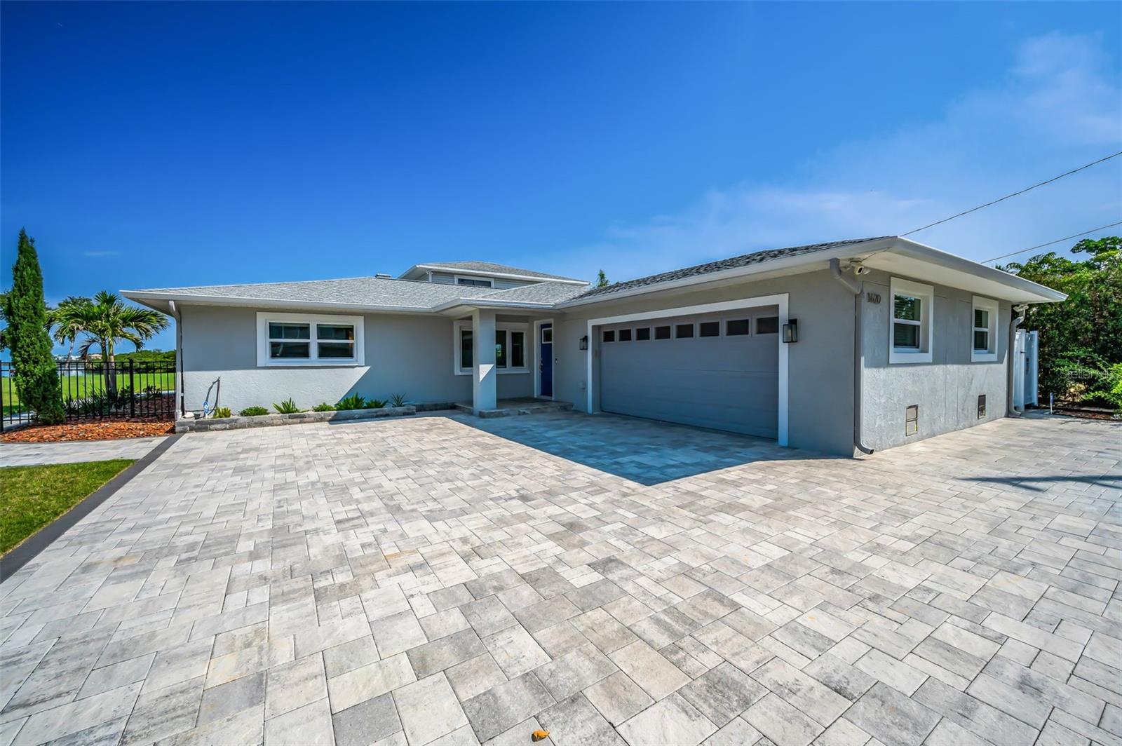 SEA BREEZE ISLAND - Residential