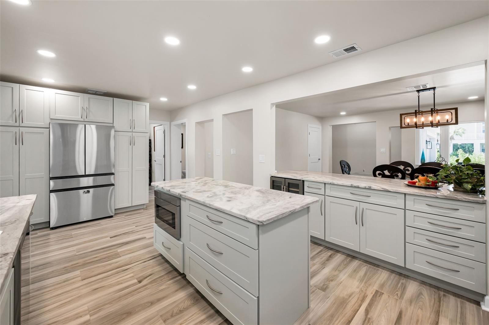 SEA BREEZE ISLAND - Residential