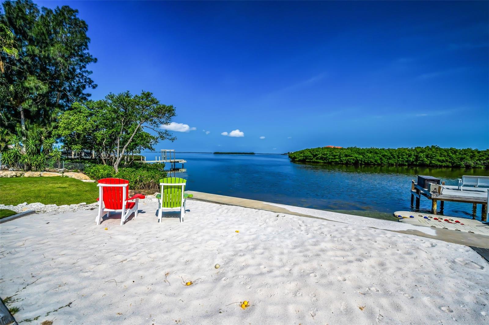 SEA BREEZE ISLAND - Residential
