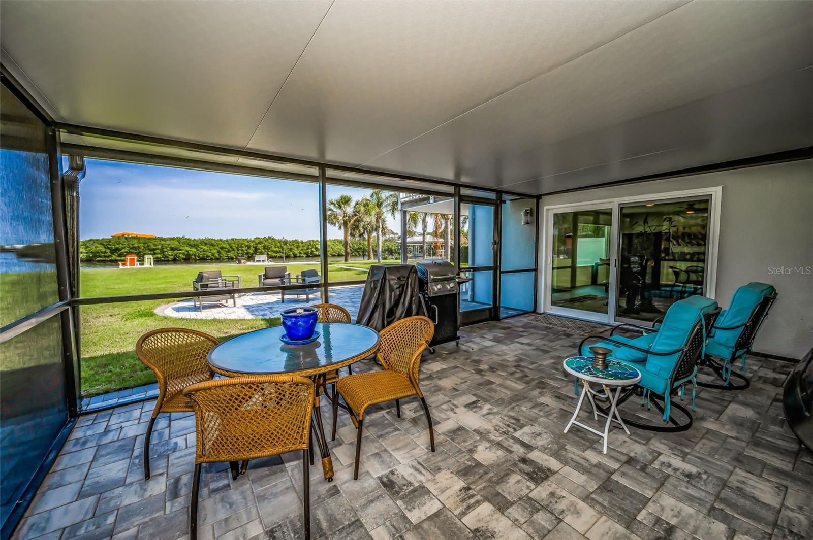 SEA BREEZE ISLAND - Residential