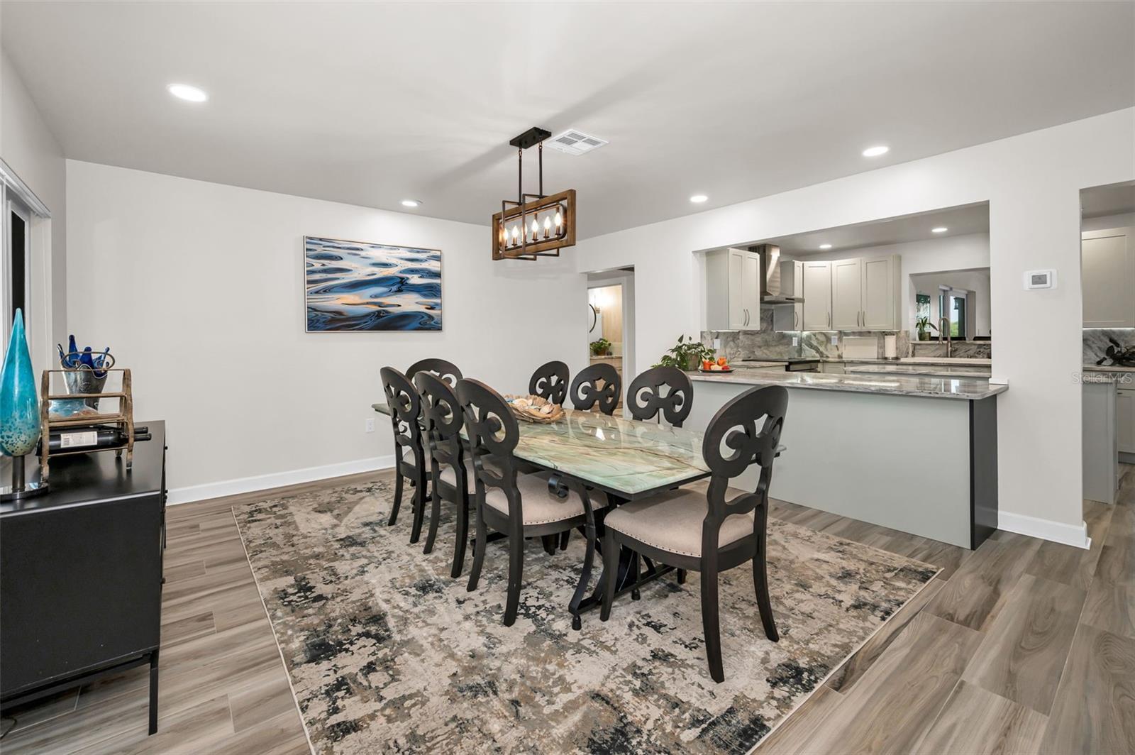 SEA BREEZE ISLAND - Residential
