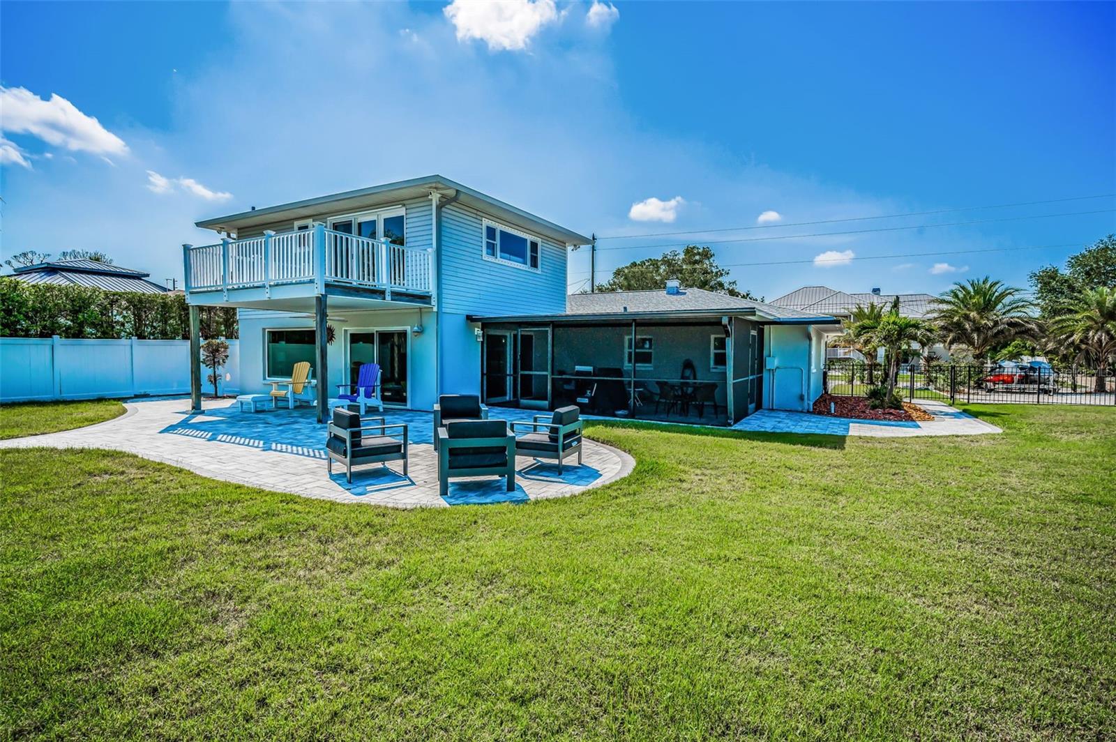 SEA BREEZE ISLAND - Residential