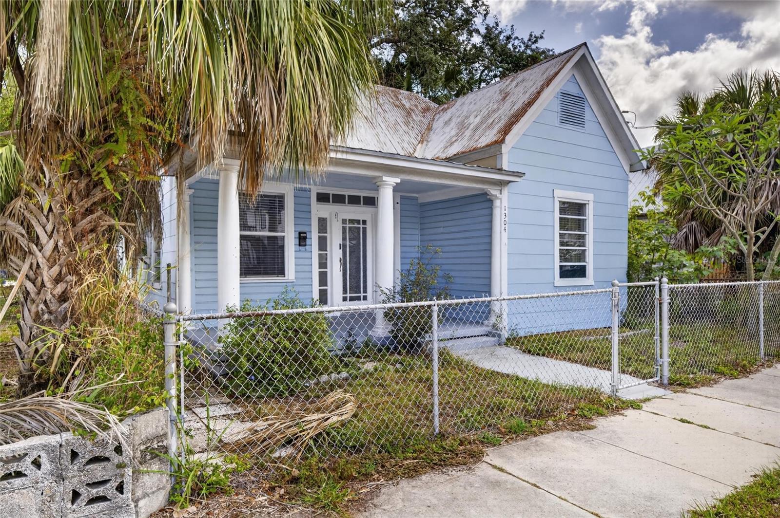 CUSCADEN & WELLS - Residential